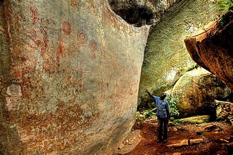 ¡Sumérgete en la Historia con las Fascinantes Pinturas Rupestres de Langano!