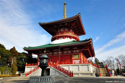 ¡Sumérgete en la Historia y la Naturaleza del Templo de la Gran Paz de Tonghua!